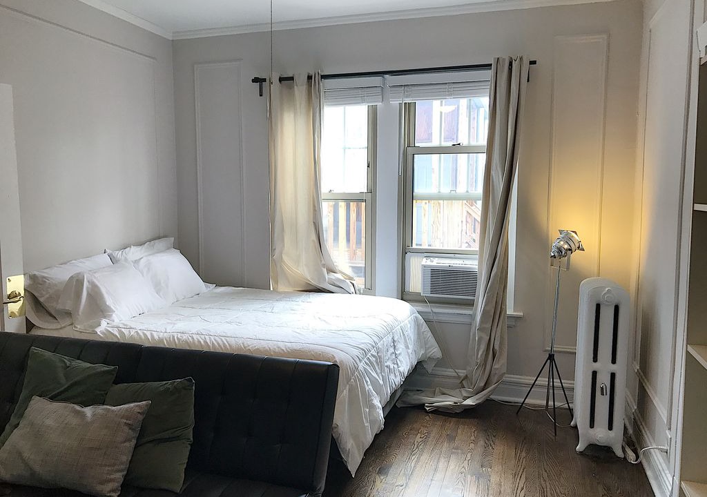 Photo of Bedroom in Hyde Park