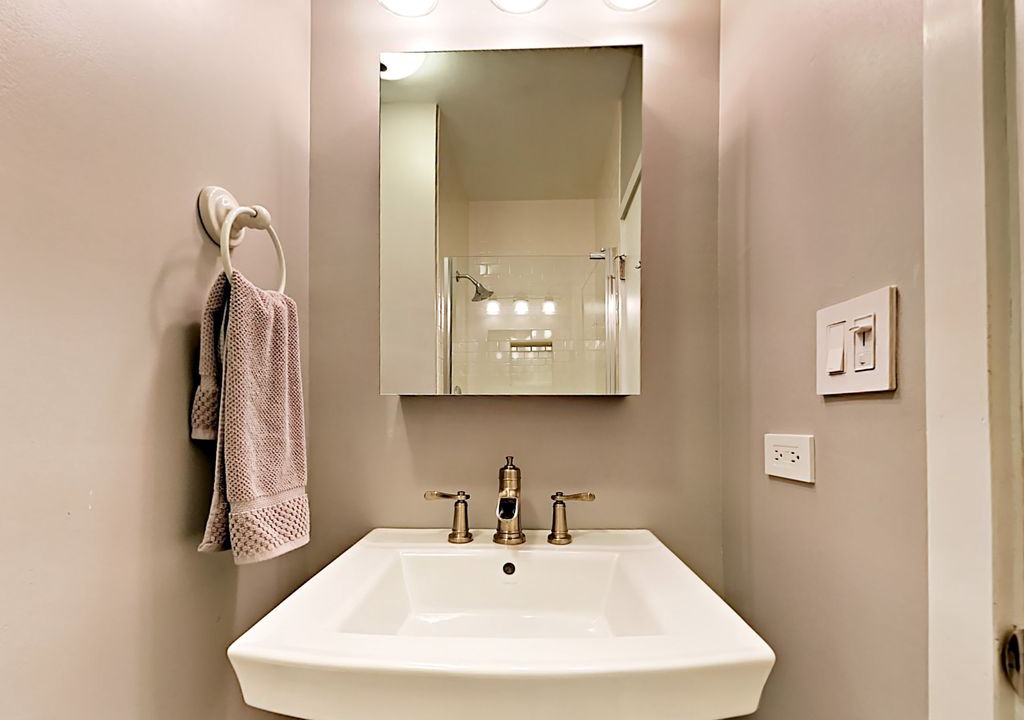 Photo of Bathroom in Ranch Triangle