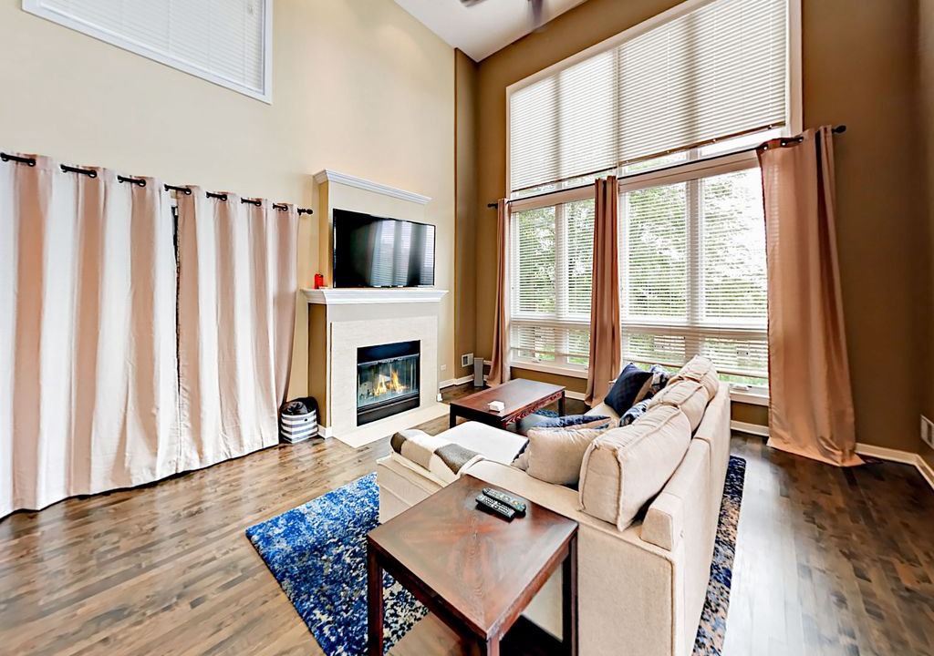 Photo of Livingroom in Ranch Triangle