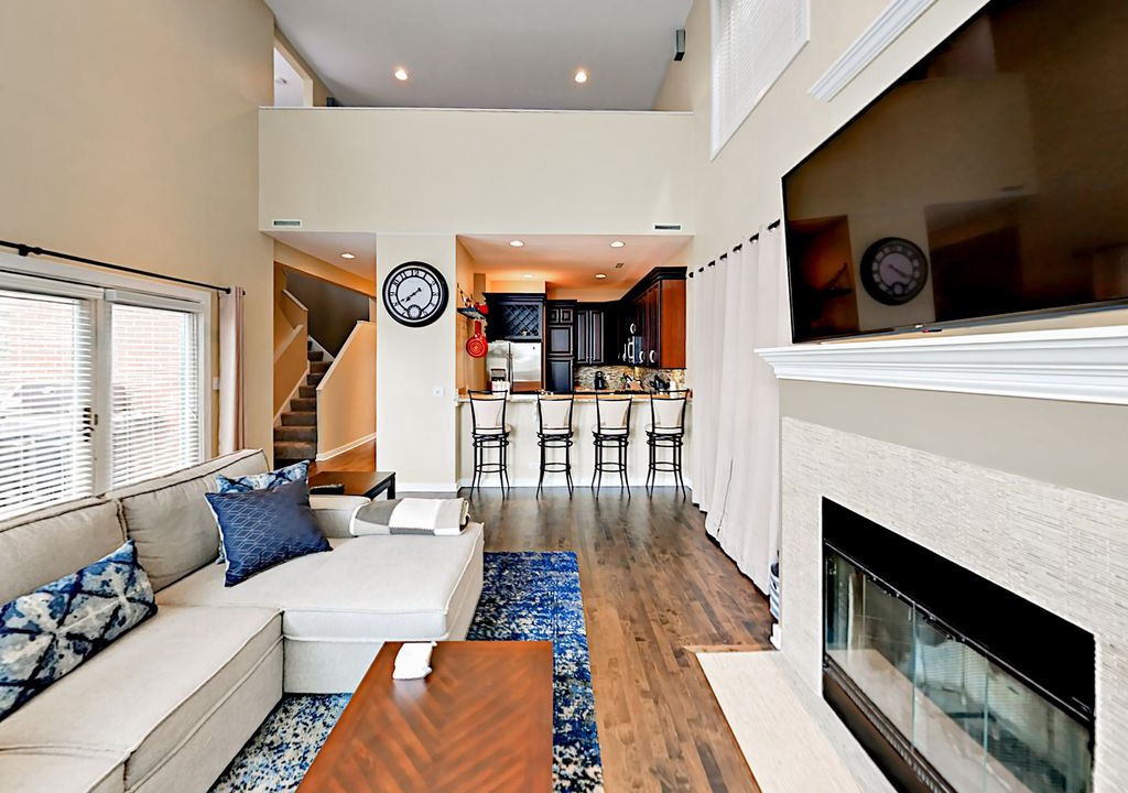 Photo of Livingroom in Ranch Triangle