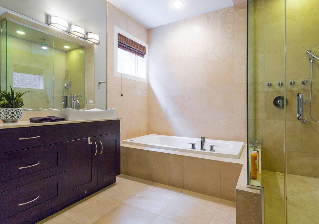 Photo of Bathroom in West Town