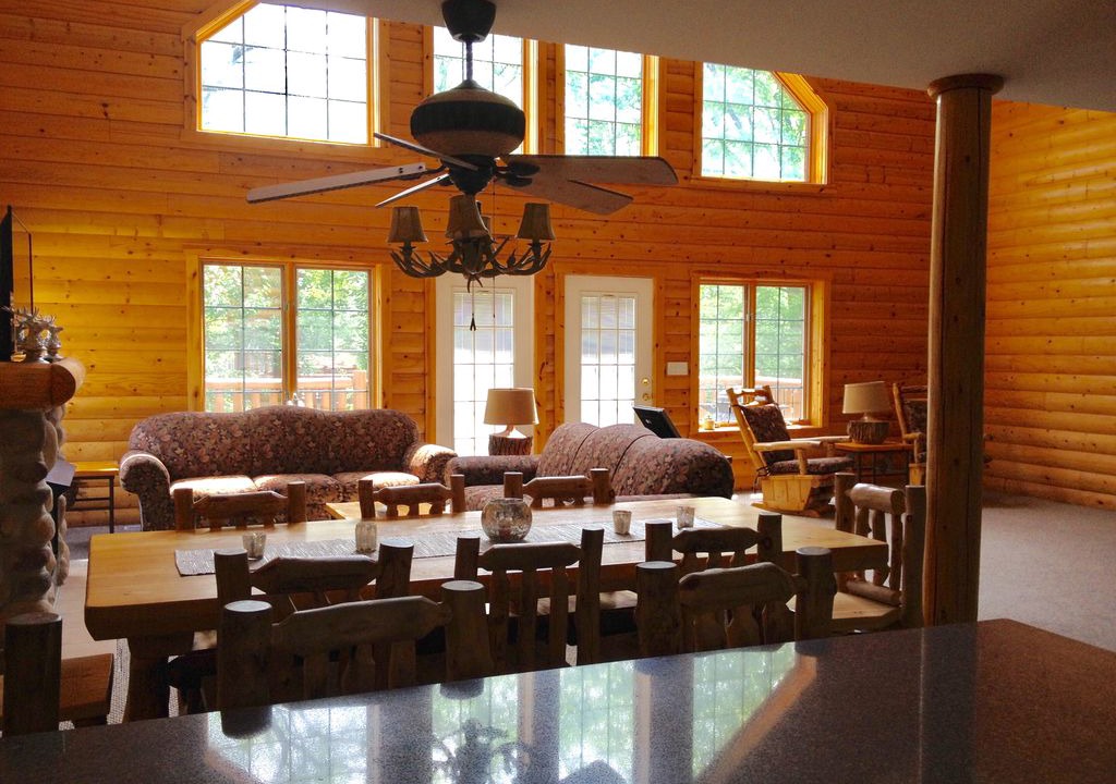 Photo of Livingroom in Oglesby