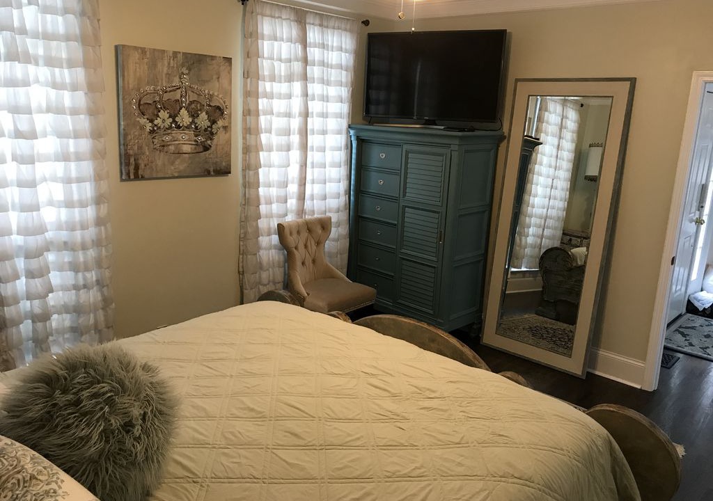 Photo of Bedroom in Oglesby