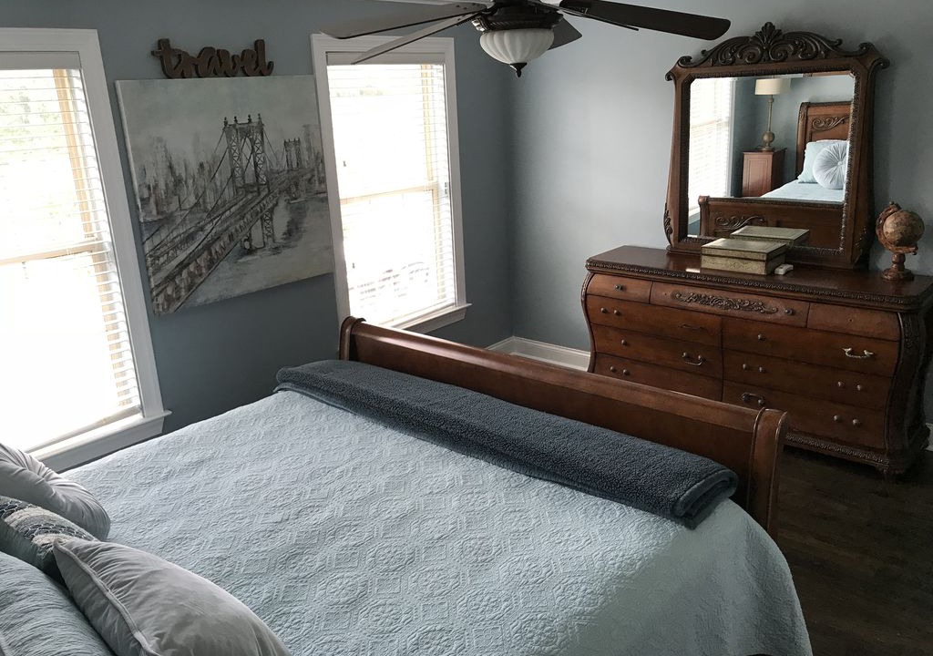 Photo of Bedroom in Oglesby