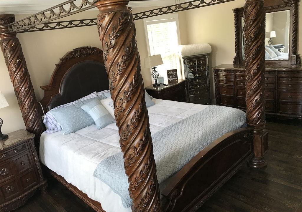 Photo of Bedroom in Oglesby