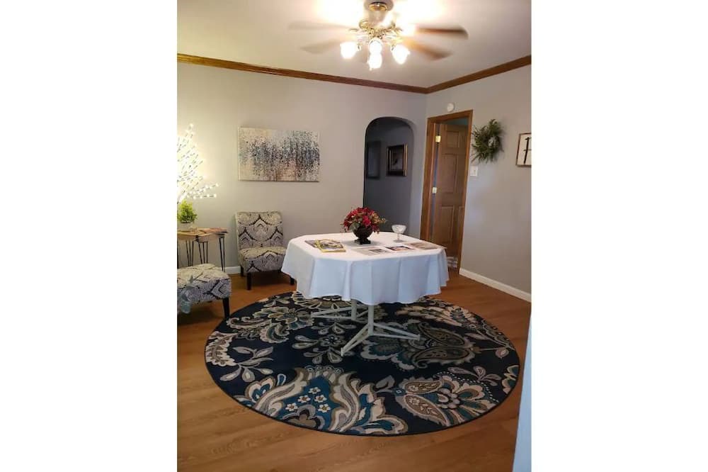 Photo of Bedroom in Huntsville