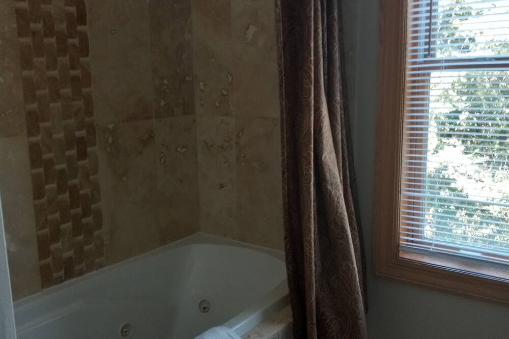 Photo of Bathroom in North Barrington