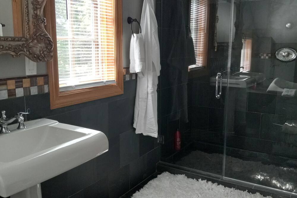 Photo of Bathroom in North Barrington