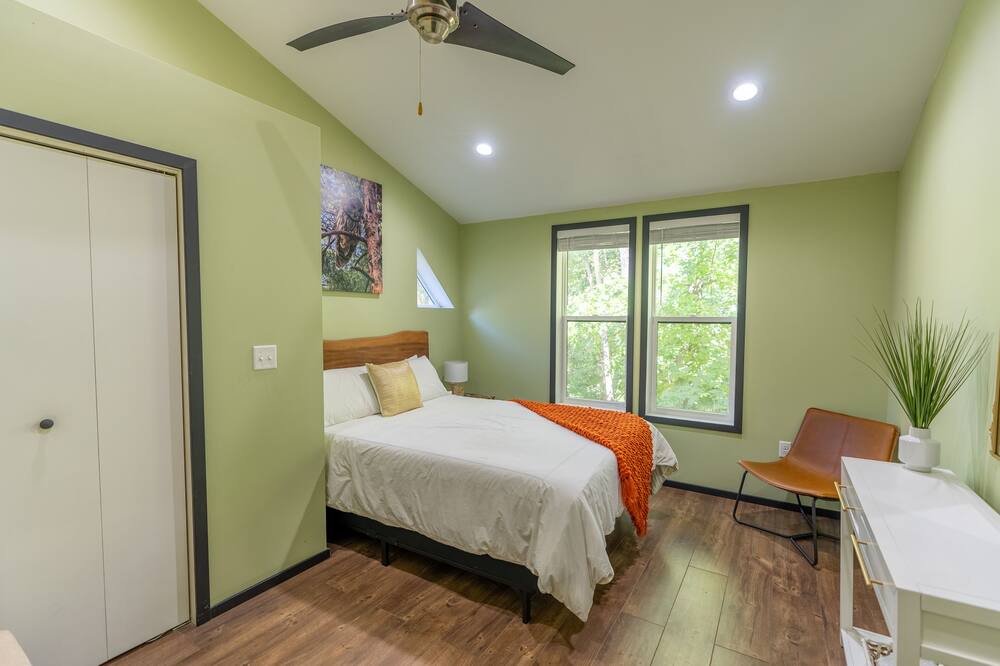 Photo of Bedroom in Putnam