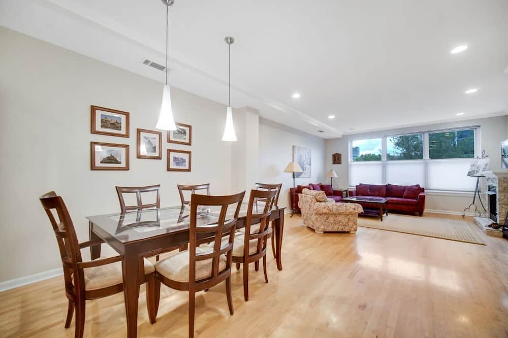 Photo of Livingroom in Old Town