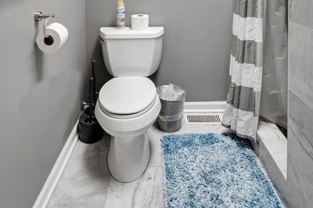 Photo of Bathroom in Ranch Triangle