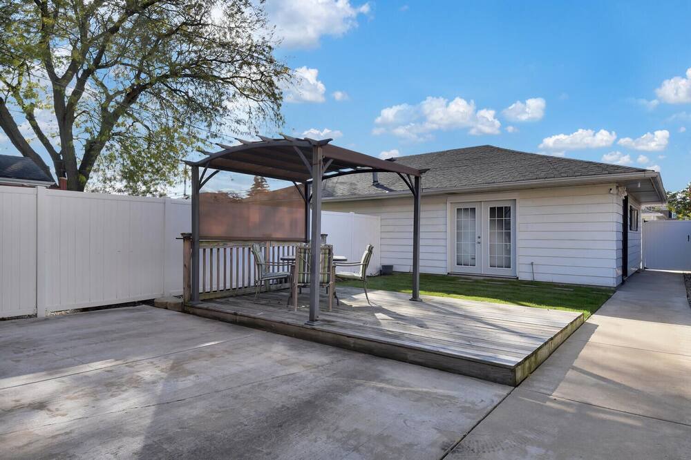 Photo of Patio Balcony in Melrose Park