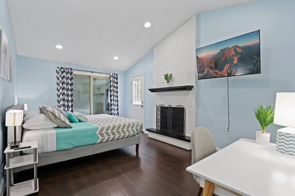 Photo of Bedroom in Roselle