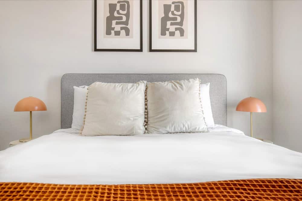 Photo of Bedroom in River West