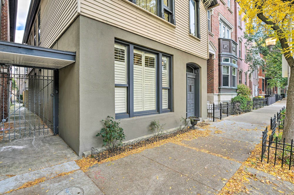 Photo of Outdoor in Old Town Triangle