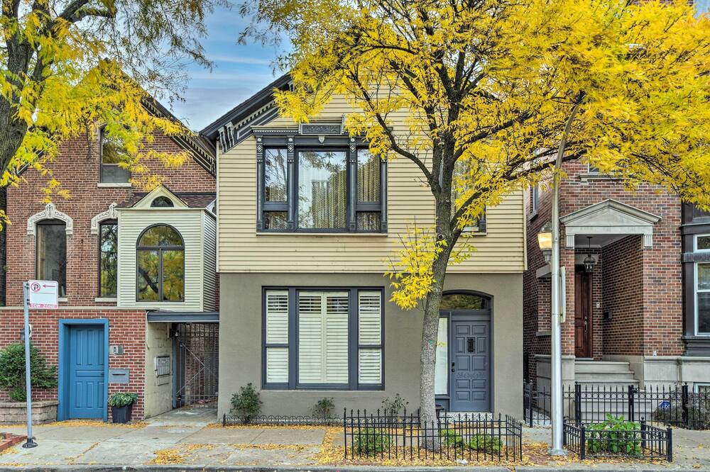 Photo of Outdoor in Old Town Triangle
