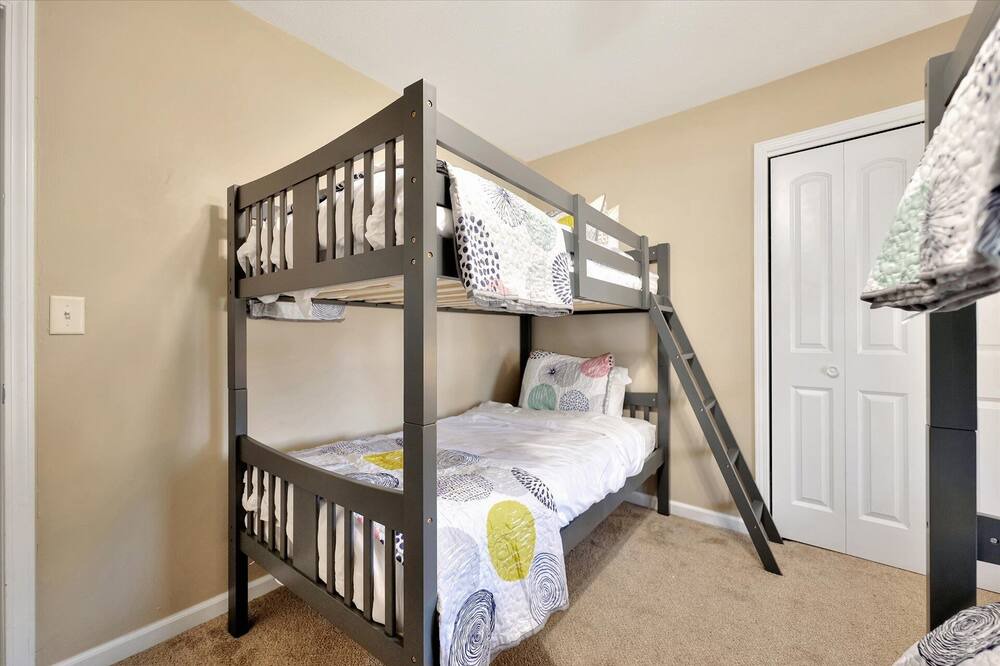 Photo of Bedroom in Mahomet
