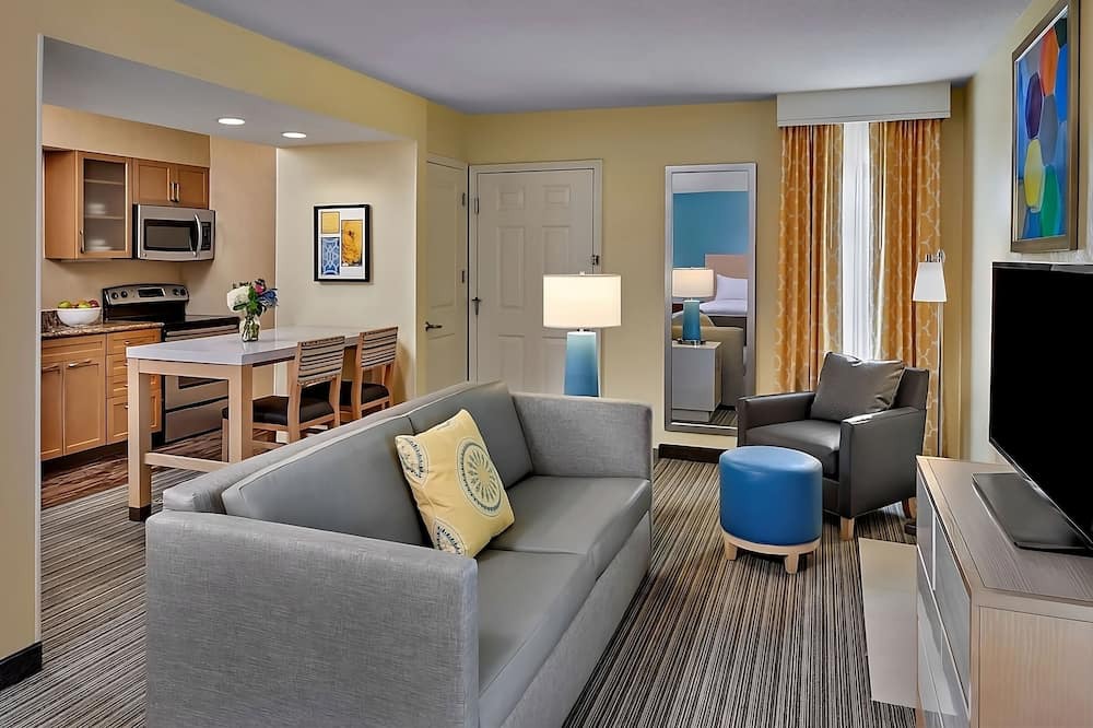 Photo of Livingroom in Highland Hills