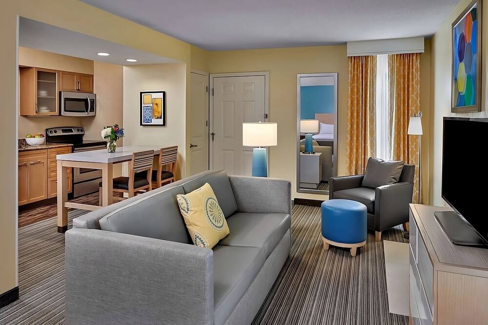 Photo of Livingroom in Highland Hills