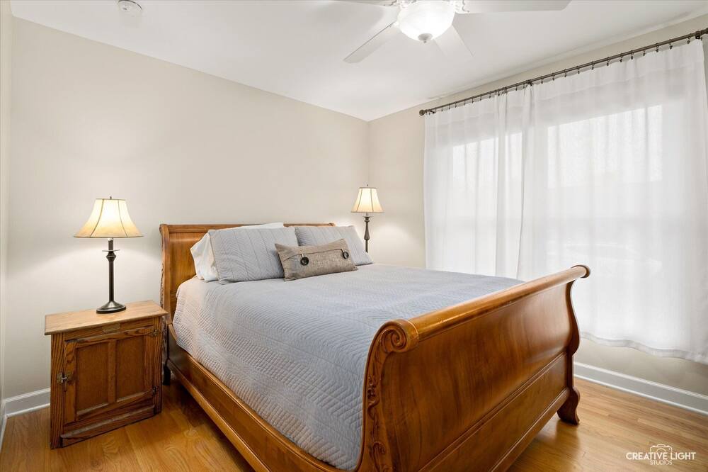 Photo of Bedroom in Warrenville