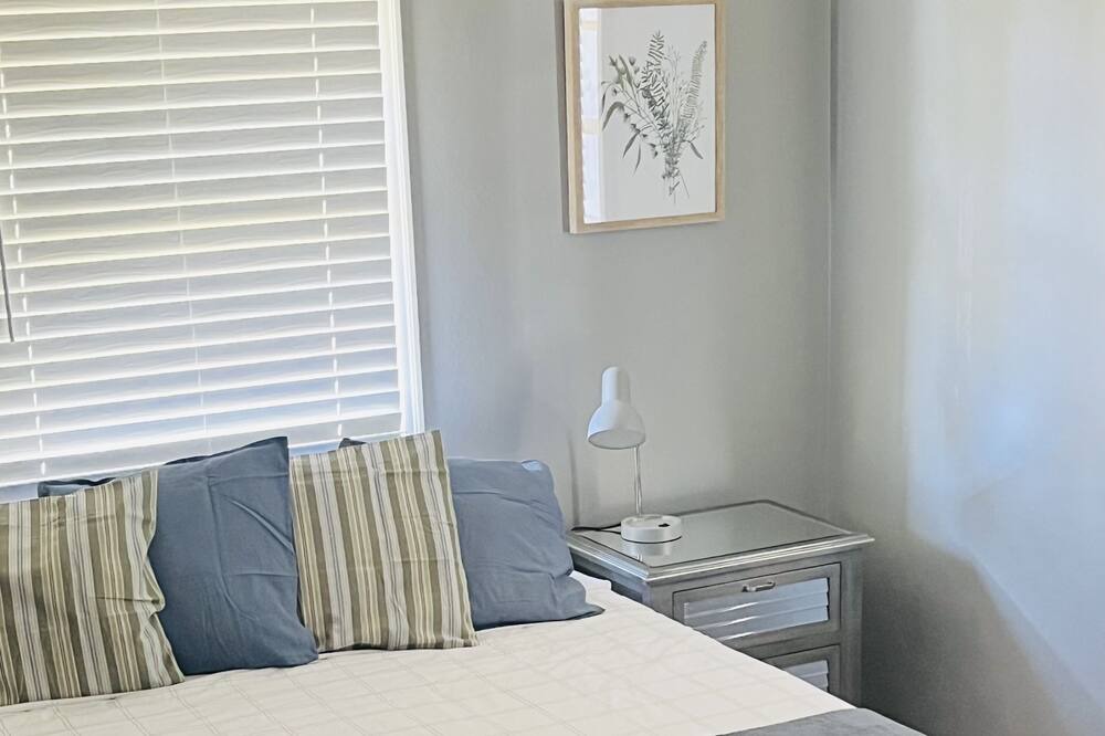 Photo of Bedroom in Mount Carmel
