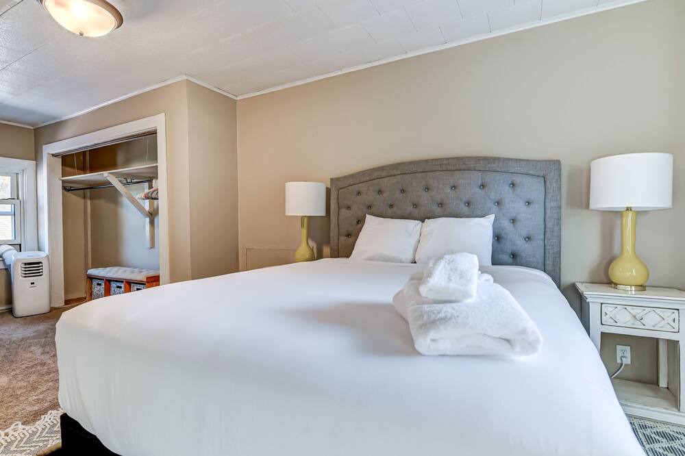 Photo of Bedroom in Springfield