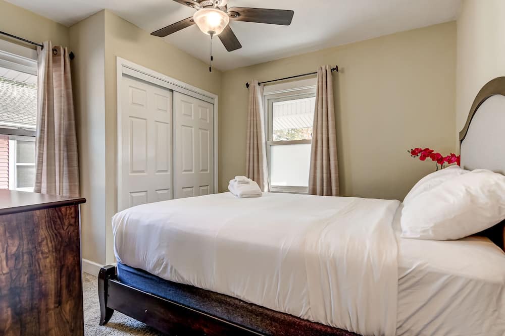 Photo of Bedroom in Springfield