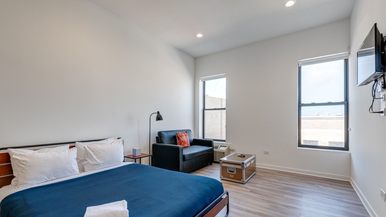 Photo of Bedroom in River West