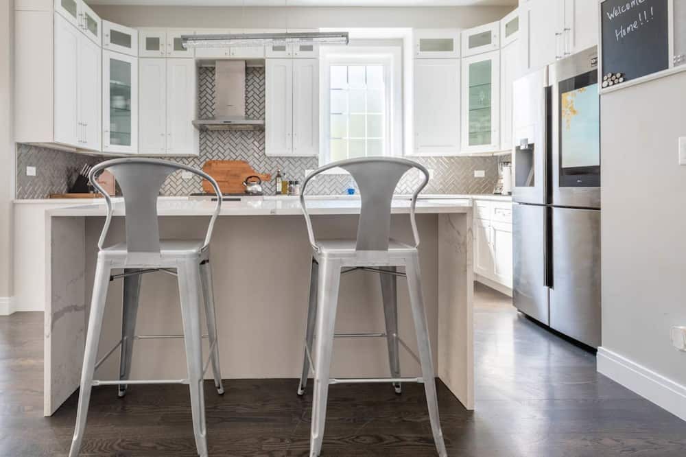 Photo of Kitchen in Grand Boulevard