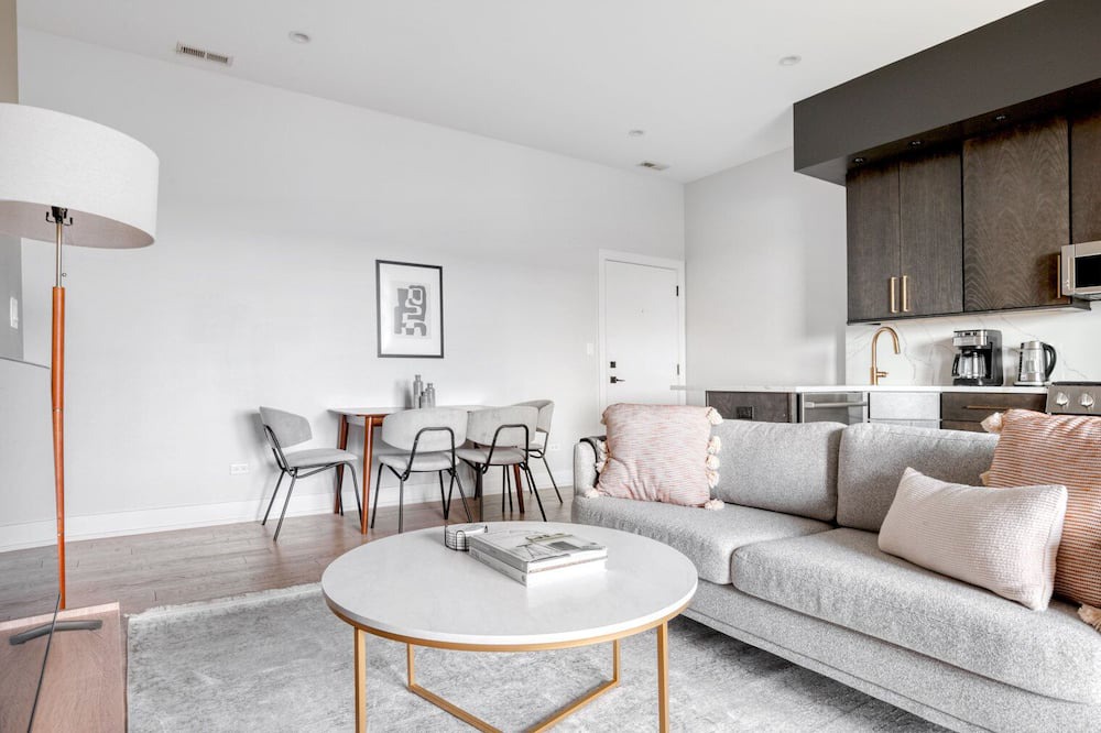 Photo of Livingroom in Bucktown