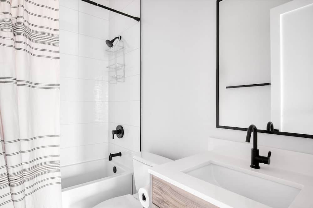 Photo of Bathroom in Bucktown