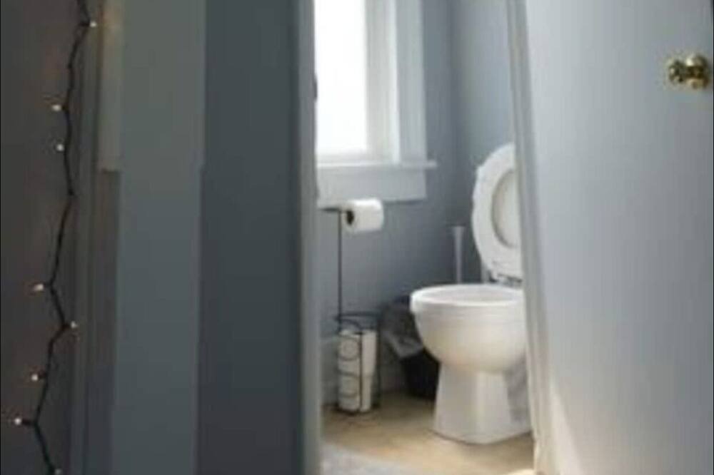 Photo of Bathroom in Aurora