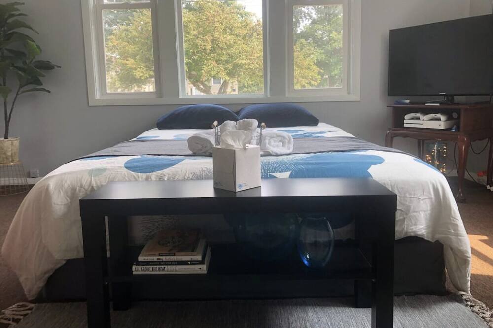 Photo of Bedroom in Aurora