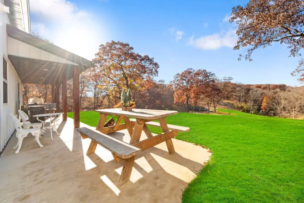 Photo of Outdoor in Sunnyland
