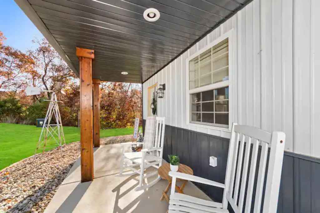 Photo of Outdoor in Sunnyland