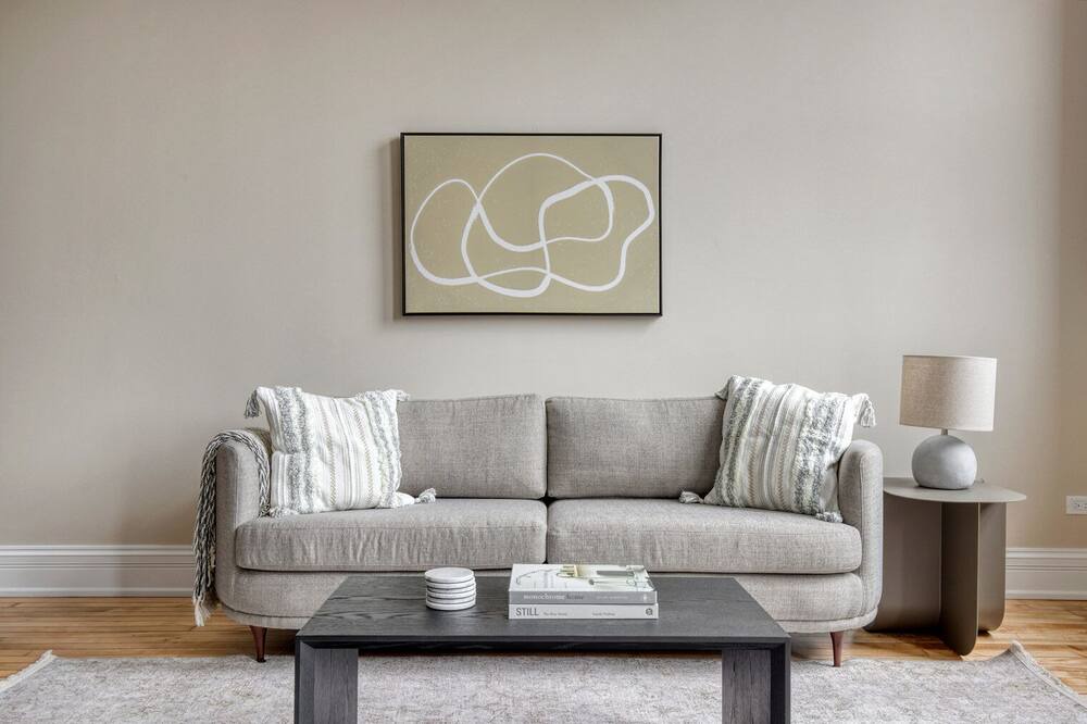 Photo of Livingroom in Noble Square