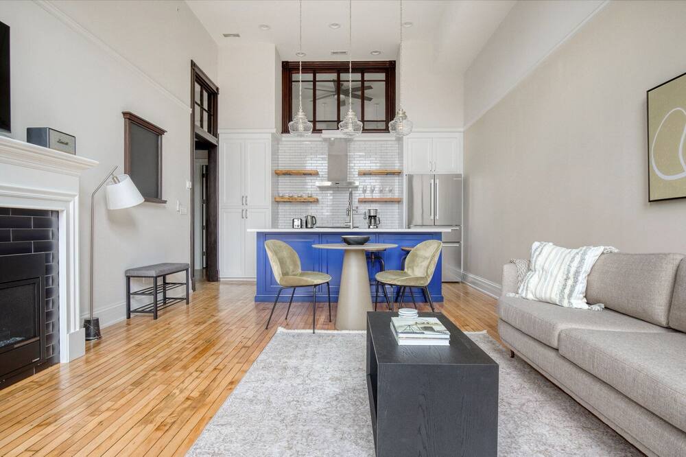 Photo of Livingroom in Noble Square