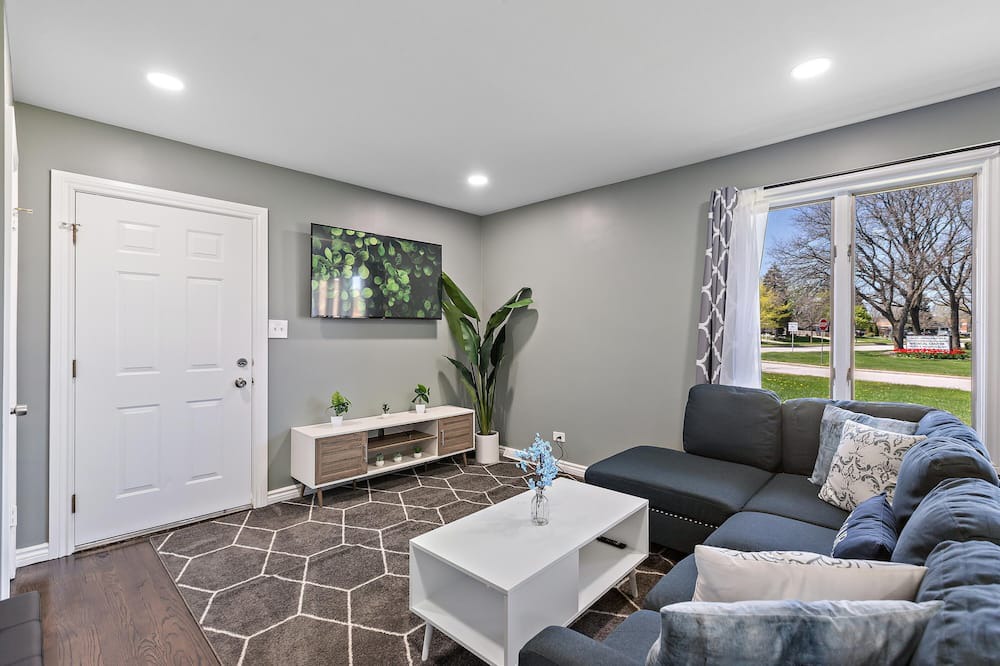 Photo of Livingroom in Lombard