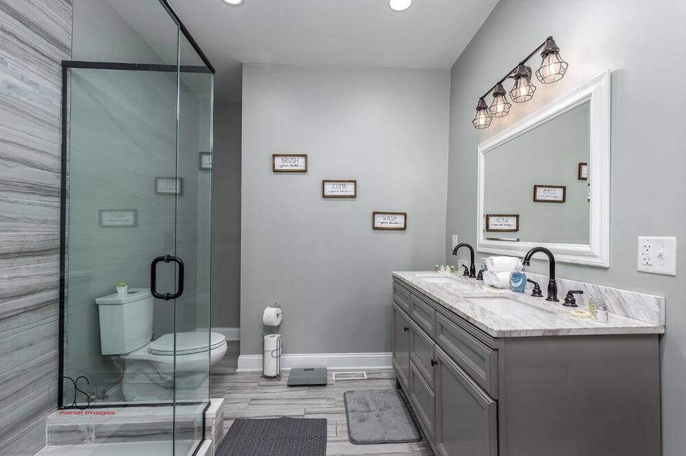 Photo of Bathroom in Ottawa
