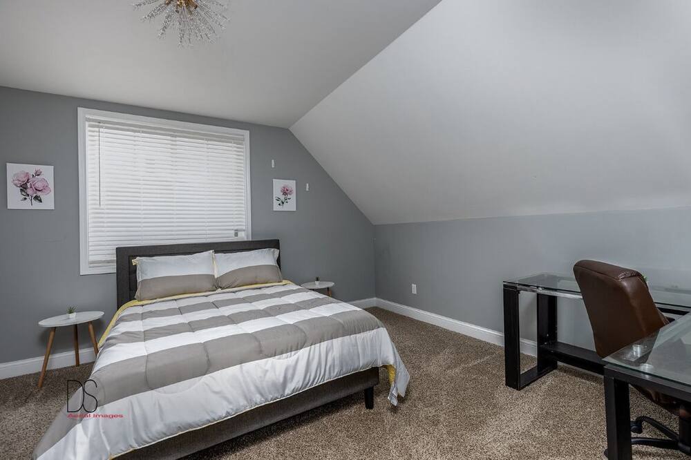 Photo of Bedroom in Ottawa