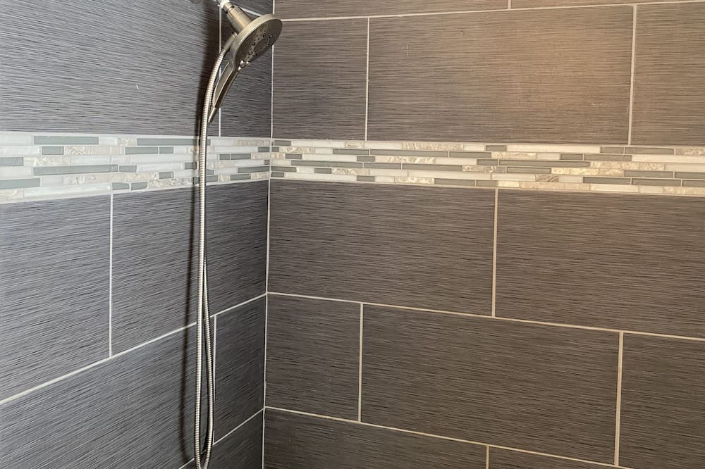 Photo of Bathroom in Woodlawn