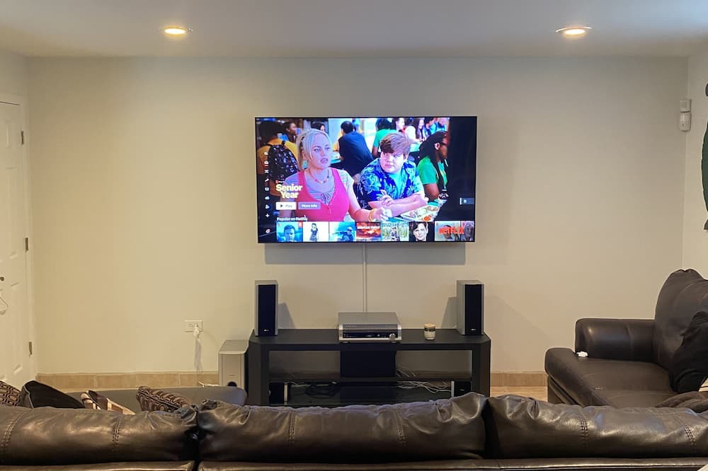 Photo of Livingroom in Woodlawn