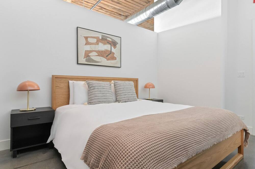 Photo of Bedroom in Sheffield Neighbors