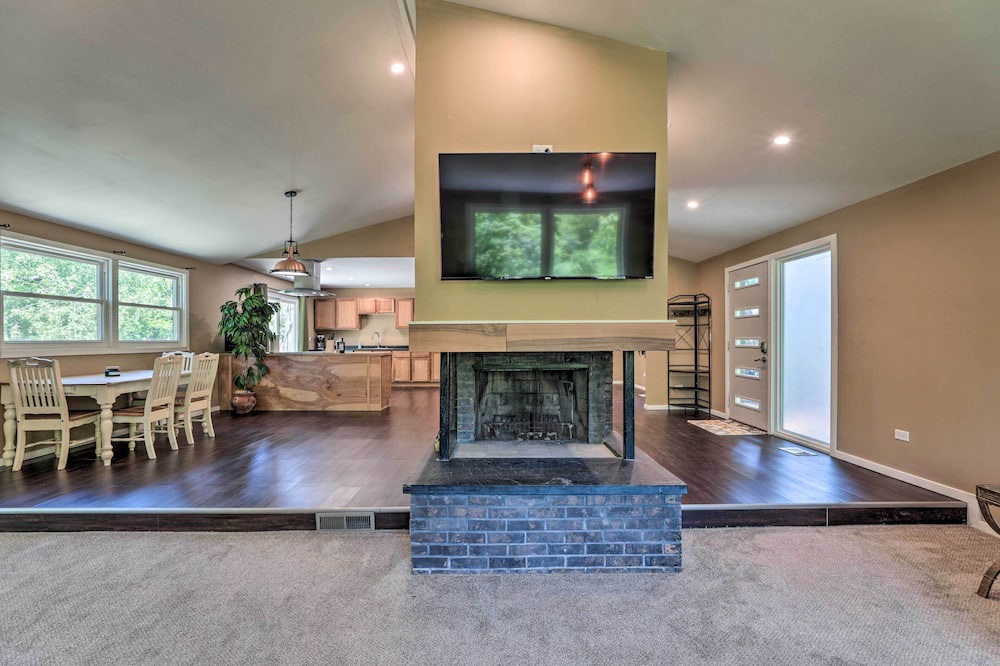 Photo of Livingroom in Joliet