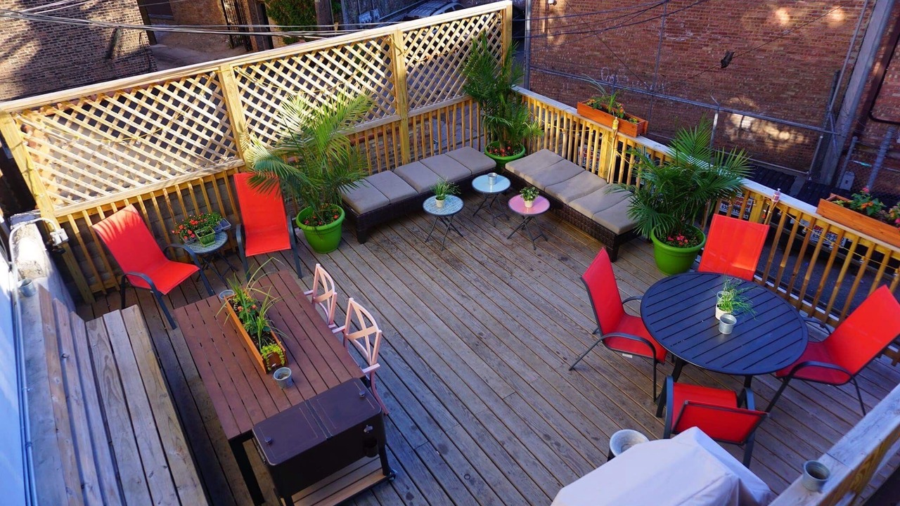 Photo of Patio Balcony in Lakeview