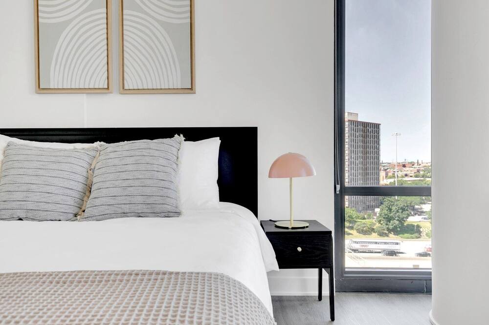 Photo of Bedroom in River West