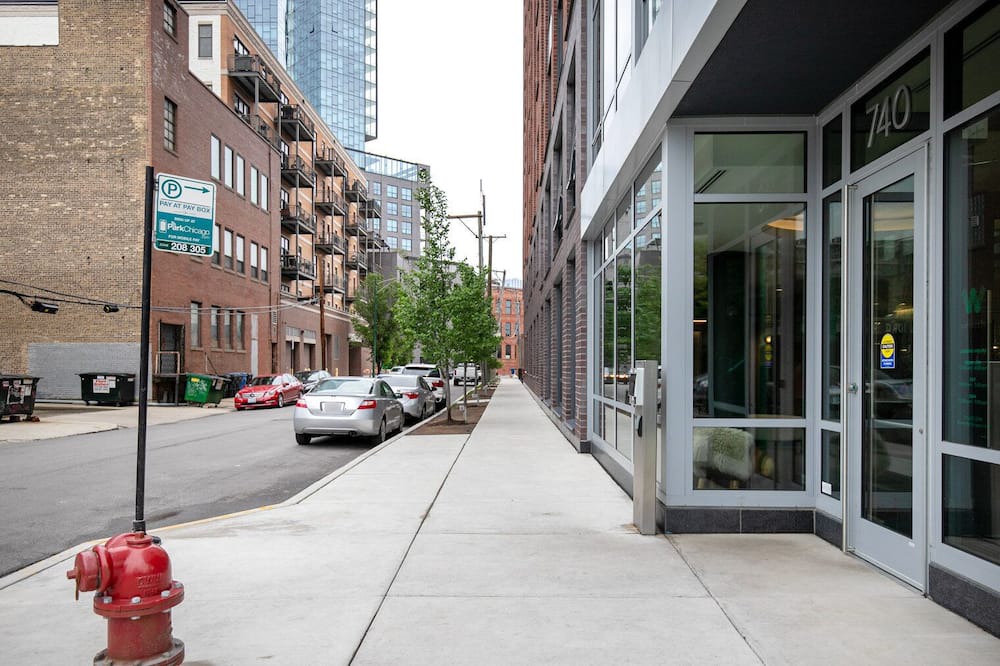 Photo of Outdoor in River West