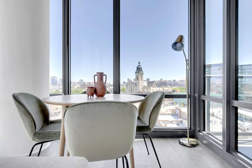 Photo of Bedroom in River West