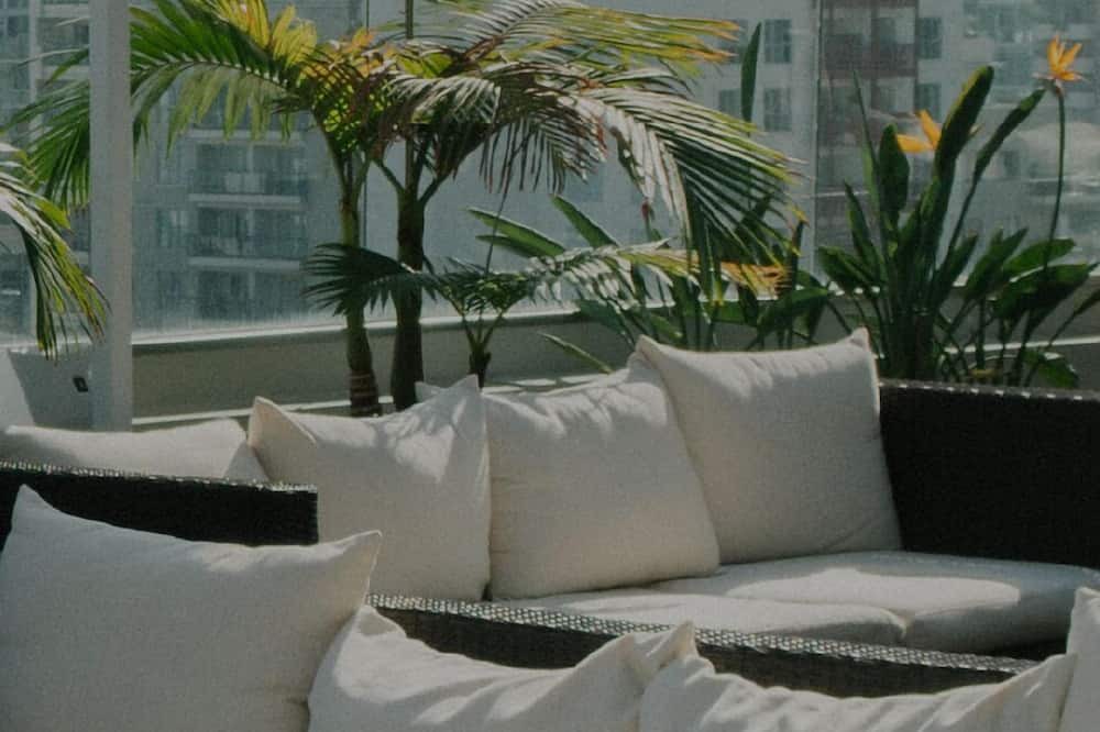 Photo of Outdoor in River West