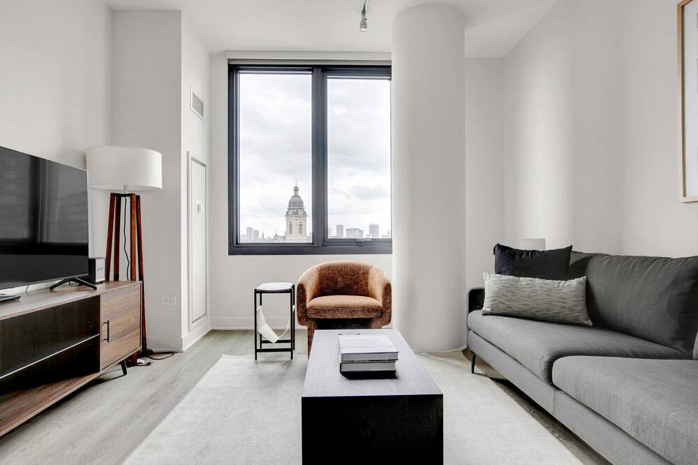 Photo of Livingroom in River West